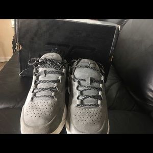 Under armour curry 1 lux low